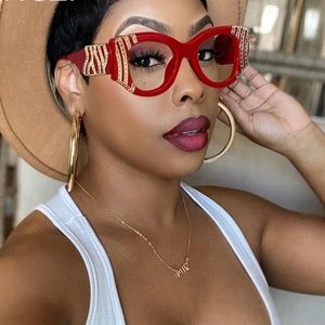 Luxury Fashion Frames